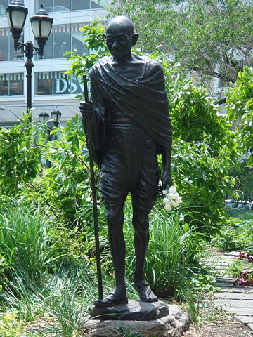 Image:GandhiStatueInUnionSquareNYC.jpg