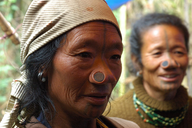 Image:Apatani tribal women.jpg