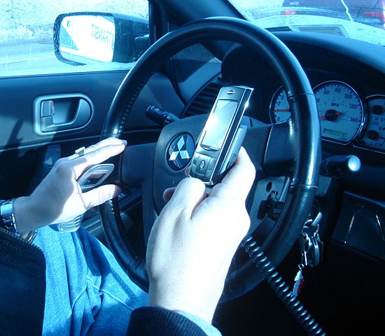 Image:Hand held phones.JPG