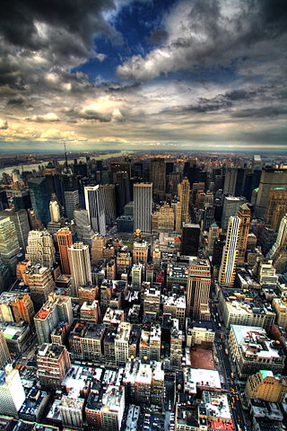 Image:Manhattan panorama under clouds.jpg