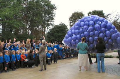 Balloon launch countdown, Little Ealing