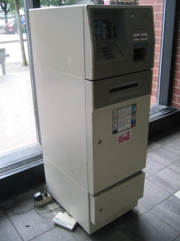 Image:Diebold 1063 ATM with modem.jpg
