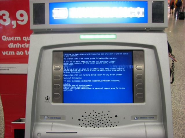 Image:DeLaRue ATM Crash.jpg