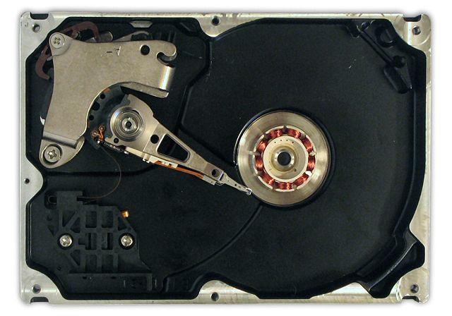 Image:Hard disk dismantled.jpg
