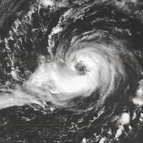 Image:Hurricane Vince eye 2005.jpg