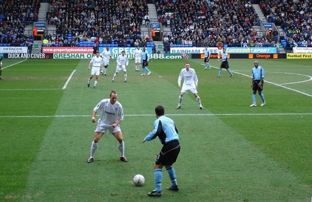 Image:Fulham on the attack.jpg