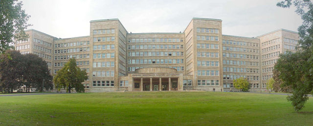 Image:Goethe University Frankfurt Poelzig Building.jpeg