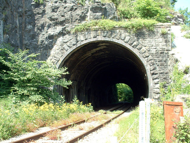 Image:Bristol ag railway tunnel 02.jpg