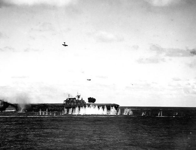 Image:USS Hornet (CV-8) during battle of the Santa Cruz Islands.jpg