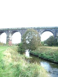 Stephenson's viaduct crossing the Sankey Brook