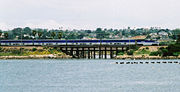 A southbound Pacific Surfliner train in 2005 at Carlsbad, south of Oceanside.