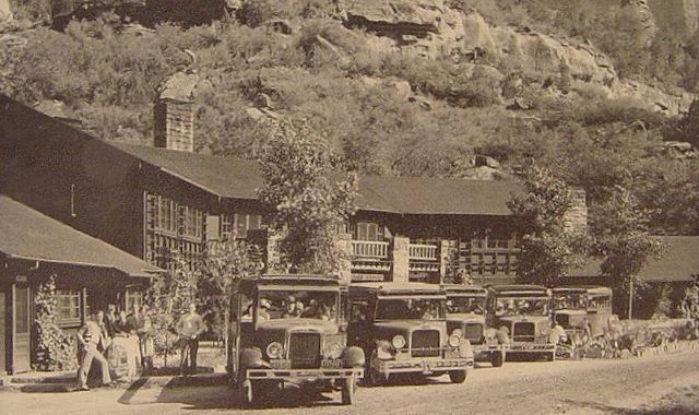 Image:Tour buses at Zion Lodge in 1929.jpeg