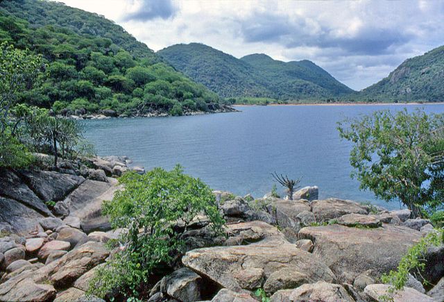 Image:Lake Malawi00.jpg