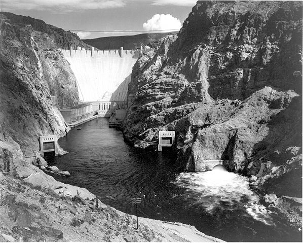 Image:Adams Boulder Dam 1942.jpg