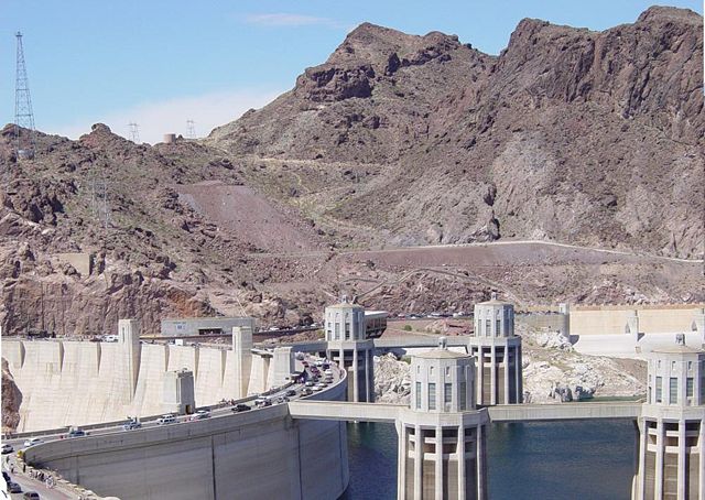 Image:U.S. Highway 93 on Hoover Dam.jpeg