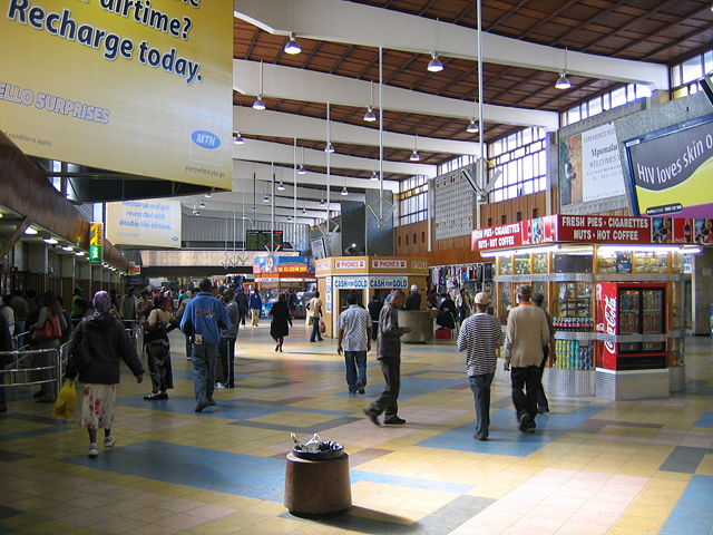 Image:Cape Town Station, Interior 1.jpg