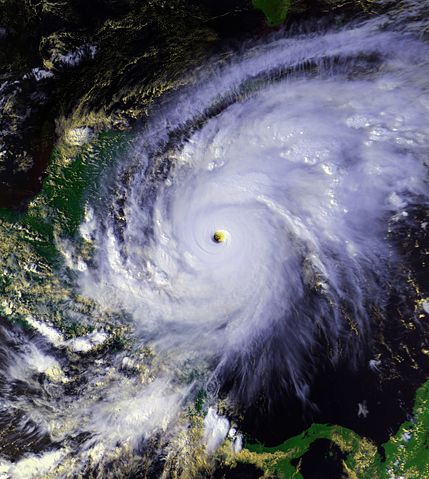 Image:Hurricane Mitch 1998 oct 26 2028Z.jpg