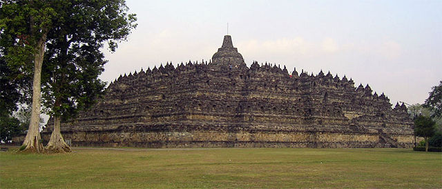 Image:Borobudur-complete.jpg