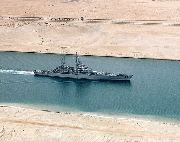 Image:Bainbridge in Suez.jpg