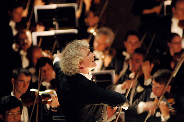 Image:Sir Simon Rattle and Berlin Philharmonic Orchestra Photo by Monika Rittershaus License Creative Commons BY SA.jpg