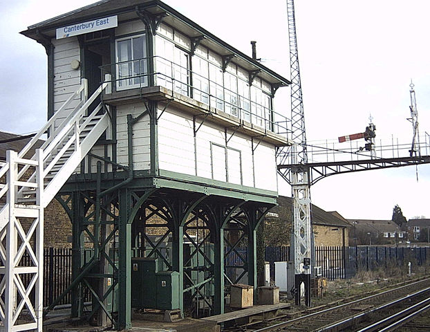 Image:Canterbury East Signal Box.JPG