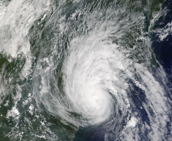 Image:Hurricane Gaston 2004.jpg