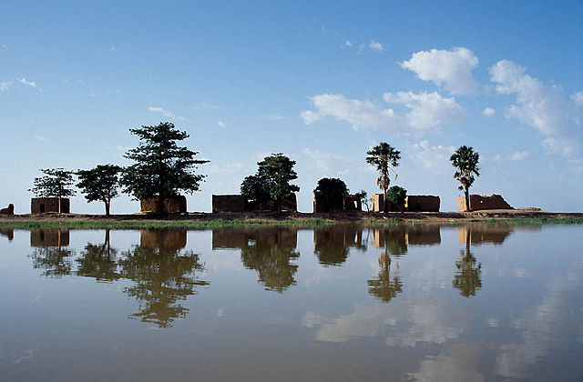 Image:Niger River Center Island.jpg