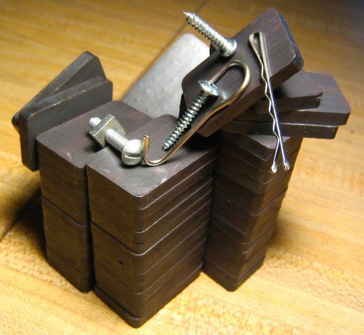 Image:Ceramic magnets.jpg