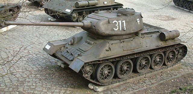 Image:T-34-85 góra RB.jpg