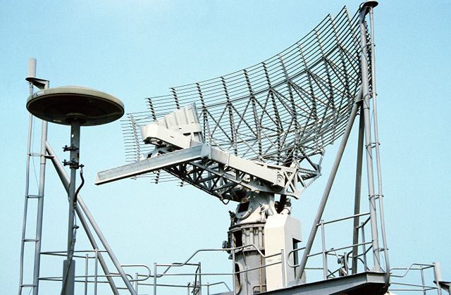 Image:SPS-49 Air Search Radar antenna.jpg