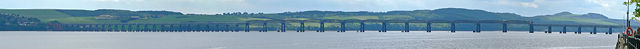 Image:Tay Rail Bridge 2005-06-14 (full length).jpg