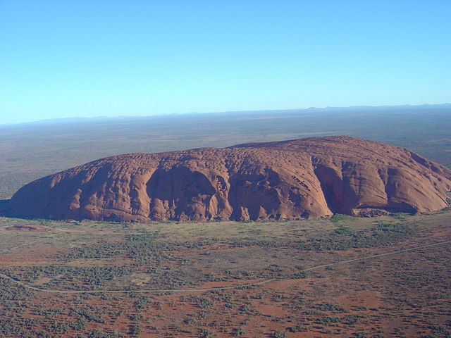 Image:Uluru (Helicopter view).jpg