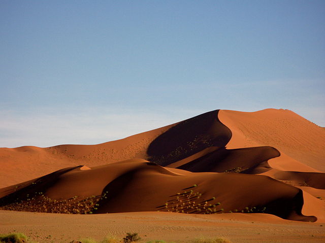 Image:Sossusvlei oPEYRE.jpg