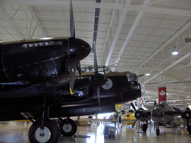 Image:Lancaster MkX Canadian Warplane Heritage Museum 1.jpg