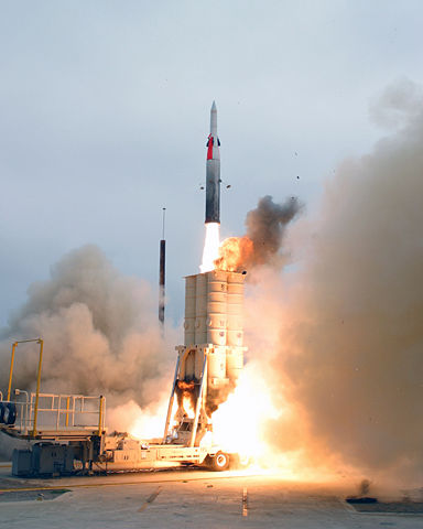Image:Arrow anti-ballistic missile launch.jpg