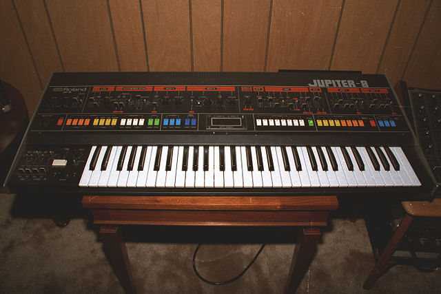 Image:Roland Jupiter-8 Synth, 1983 (2039658601).jpg