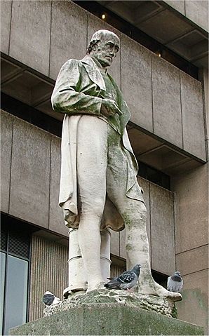 Image:James Watt - Statue - Birmingham - 2005-10-13.jpg