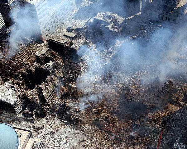 Image:September 17 2001 Ground Zero 02.jpg