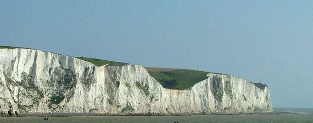 Image:White cliffs of dover 09 2004.jpg