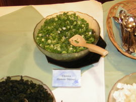 Scallions are often mistaken for chives. In this photo, they serve as a garnish for Japanese soup misoshiru.