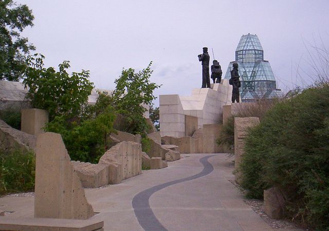 Image:Peacekeeping monument.jpg