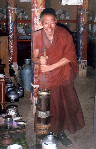 Image:Monk churning butter tea.JPG