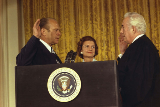 Image:Ford sworn-in.jpg