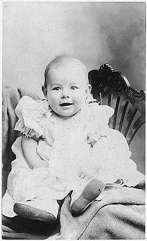 Image:ErnestHemingwayBabyPicture.JPG