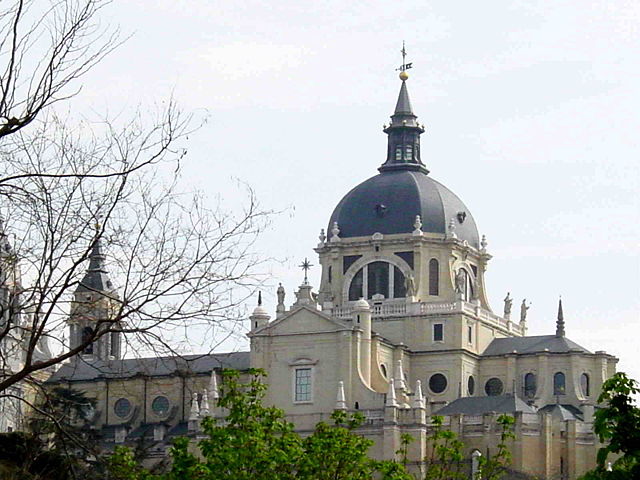 Image:Madrid GDFL040412 004.jpg