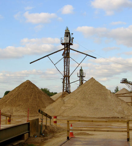 Image:Sand sorting tower.jpg