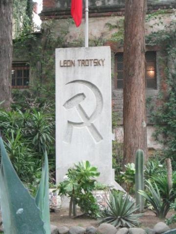 Image:Trotsky grave.jpg