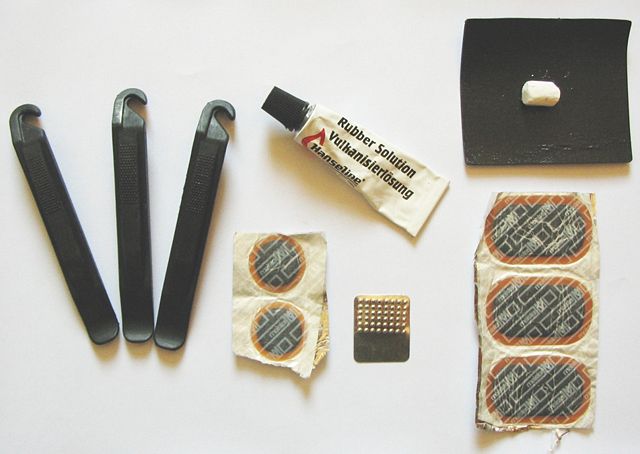 Image:Puncture-repaire-kit.jpg