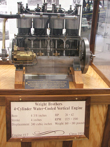 Image:Wright brothers engine 17.jpg