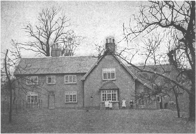 Image:George Eliot's birthplace - South Farm - Arbury Project - Gutenberg eText 19222.jpg